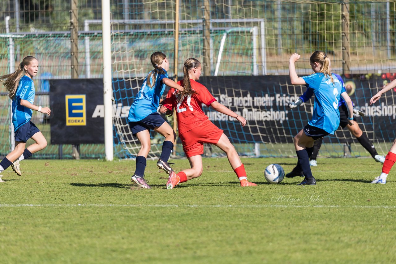 Bild 286 - wBJ TuS Rotenhof - Holstein Kiel : Ergebnis: 1:4